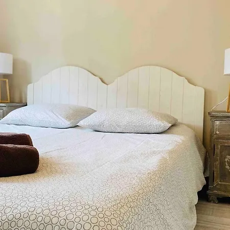 Bassin D'arcachon: Maison Agreable Avec Jardin! 펜션 *